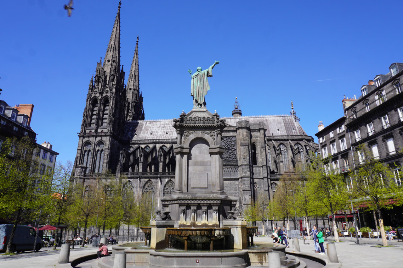 Clermont Auvergne Volcans, Cathédrale Clermont Ferrand